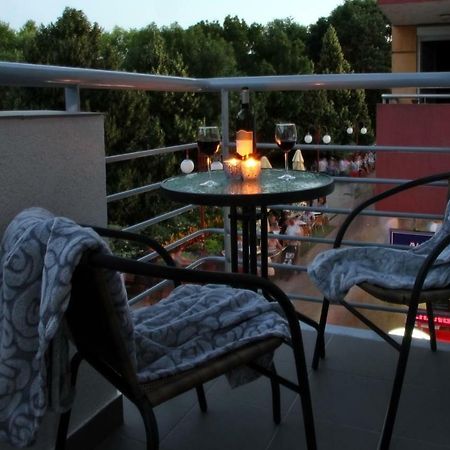 Aqua City Apartman Hajduszoboszlo Exterior foto