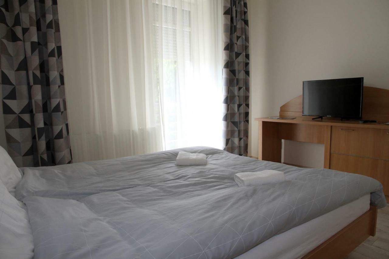 Aqua City Apartman Hajduszoboszlo Exterior foto